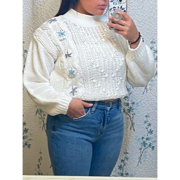 Vintage Hand Knit Mocked Sweater - Picture 2 of 11